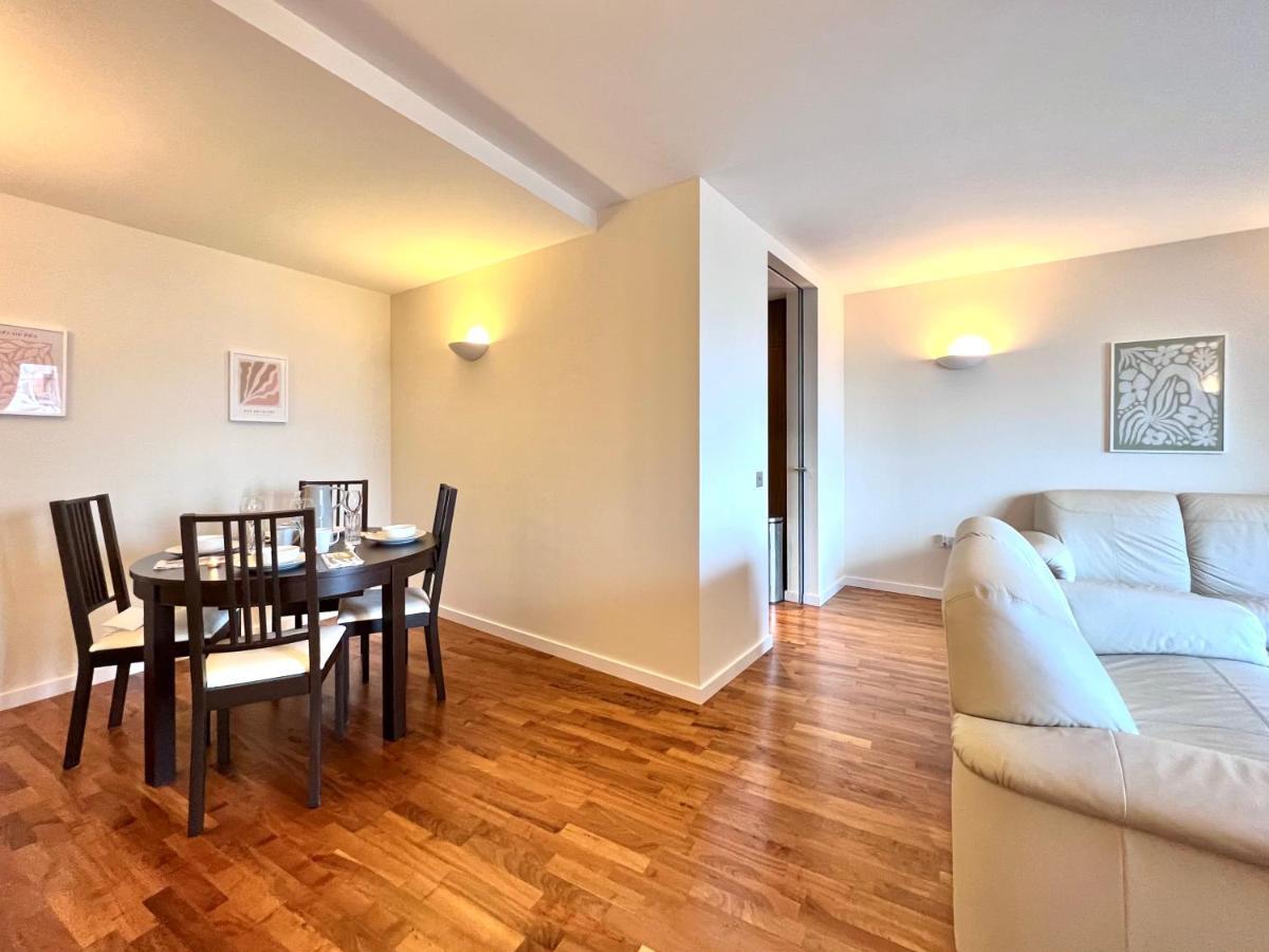 Apartamento Fairmont Avenue E14 9Pq Londres Exterior foto