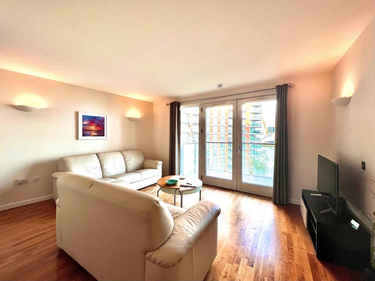 Apartamento Fairmont Avenue E14 9Pq Londres Exterior foto